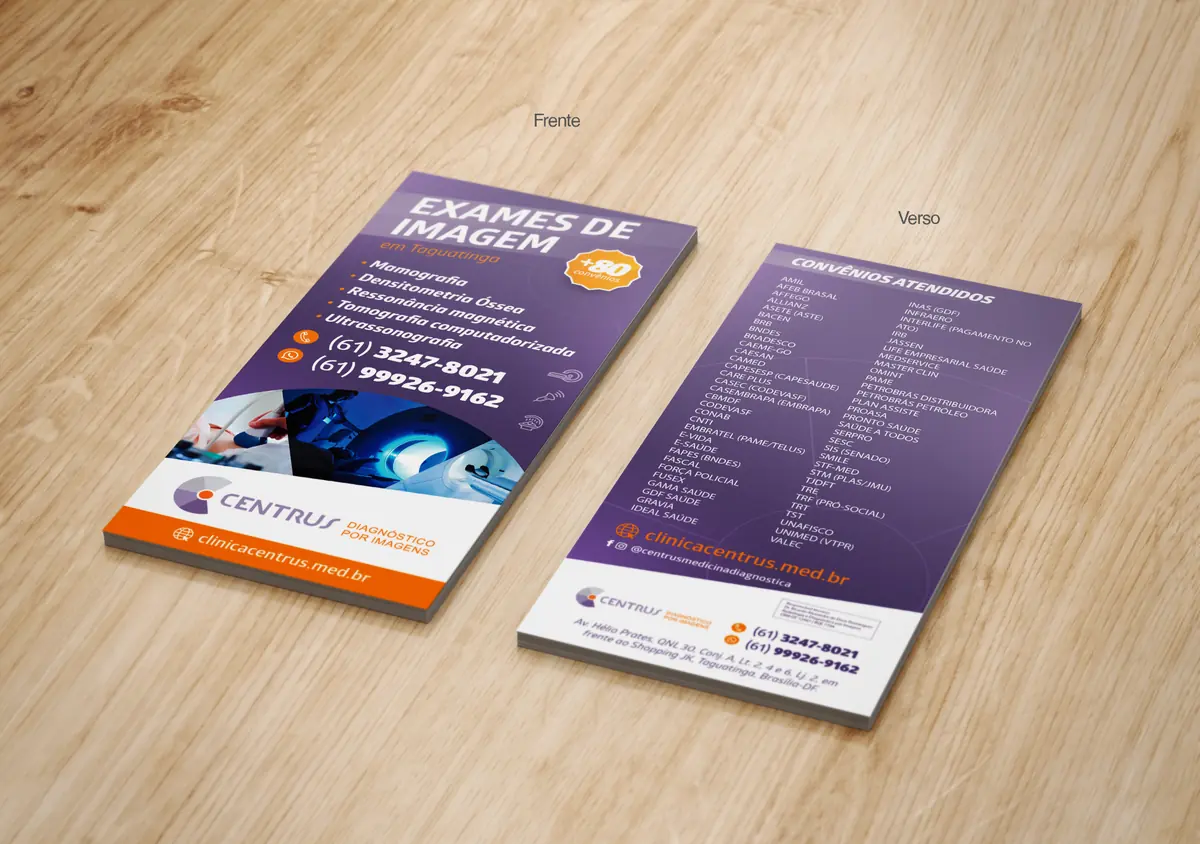 Mockup frente e verso do panfleto da Centrus em Taguatinga, com os exames de imagem e a lista de convênios atendidos