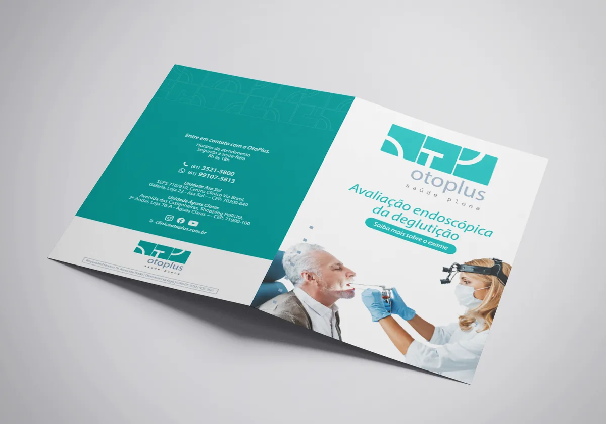 Folder da Otoplus sobre avaliação endoscópica da deglutição, com as unidades da Asa Sul e de Águas Claras e o responsável técnico